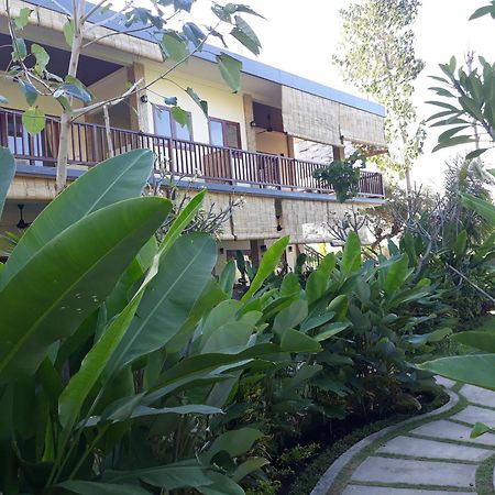 Jaya Villa Амед Екстер'єр фото