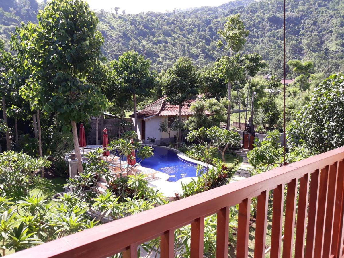 Jaya Villa Амед Екстер'єр фото